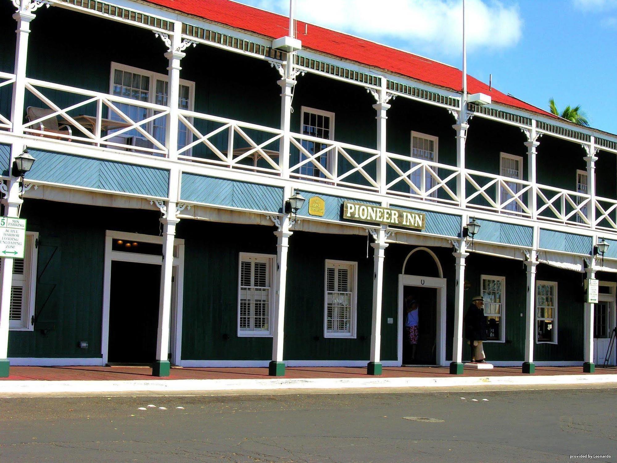 Pioneer Inn Lahaina Exterior photo